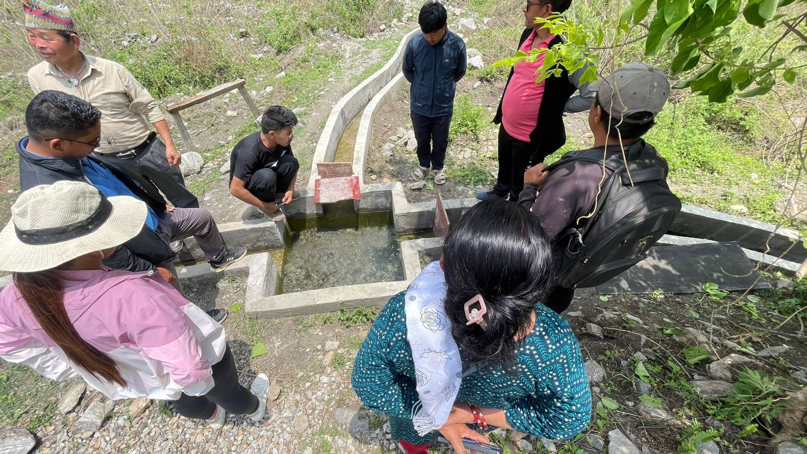 विभिन्न पालिकाहरुमा  उक्त पलिकहरुको विकाश निर्माण आयोजनाको अनुगमनको सिलसिलामा